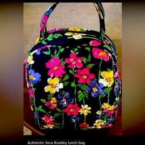 Vera Bradley lunch bag.  Gently used.  Great condition!